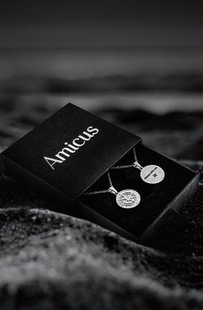Compass Pendant (Silver)